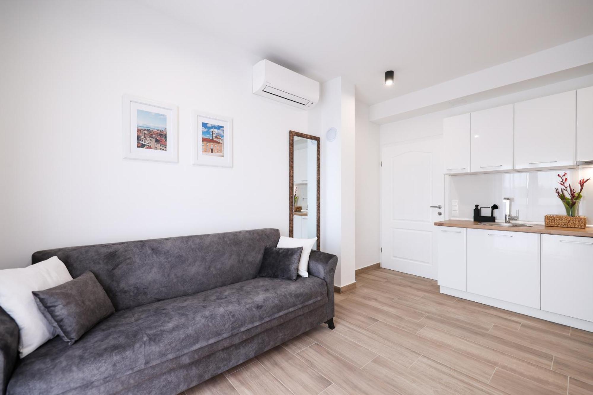 Duo Soles - Apartments With Private Parking Near Zadar Murvica  Екстер'єр фото