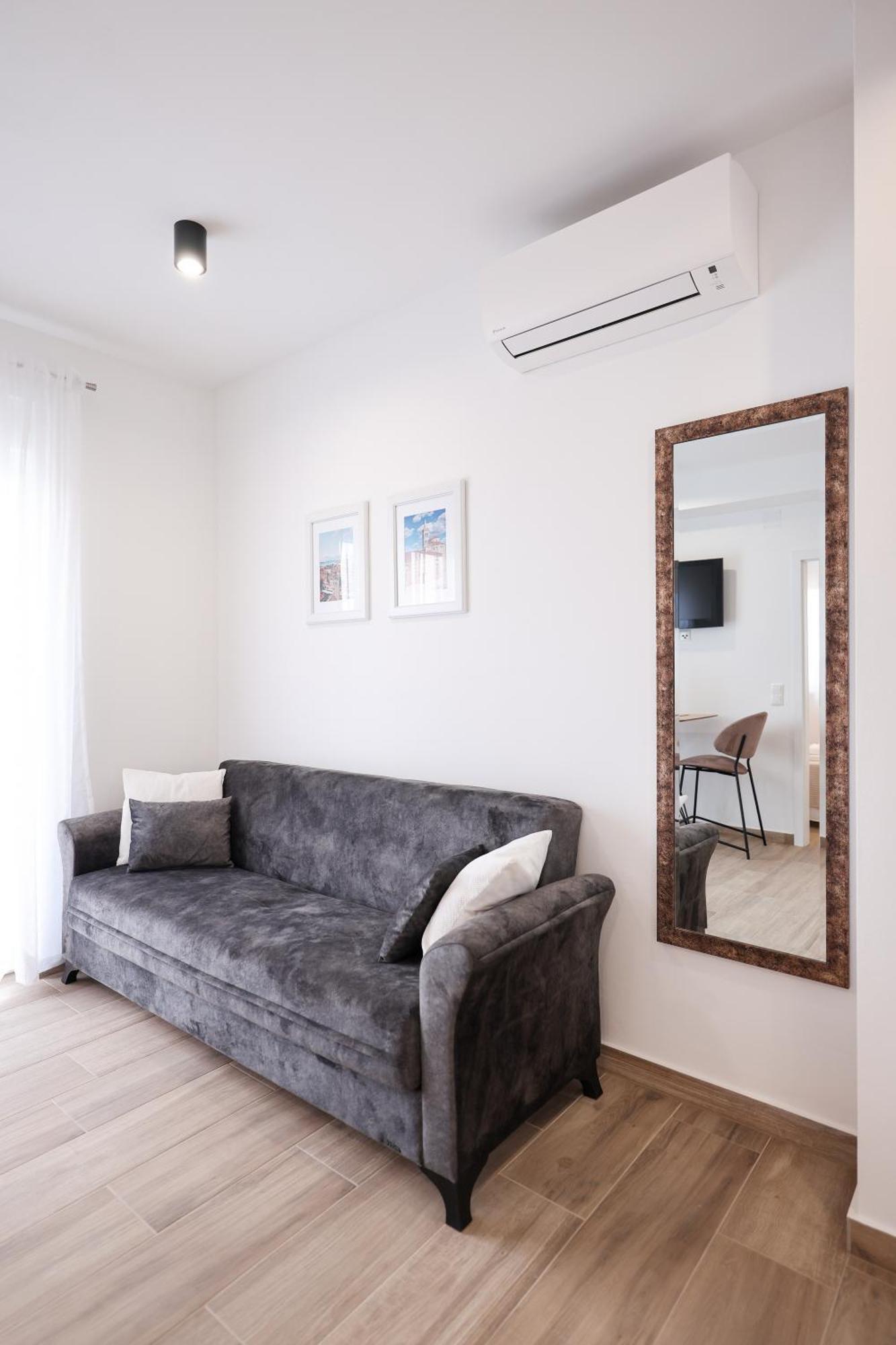 Duo Soles - Apartments With Private Parking Near Zadar Murvica  Екстер'єр фото