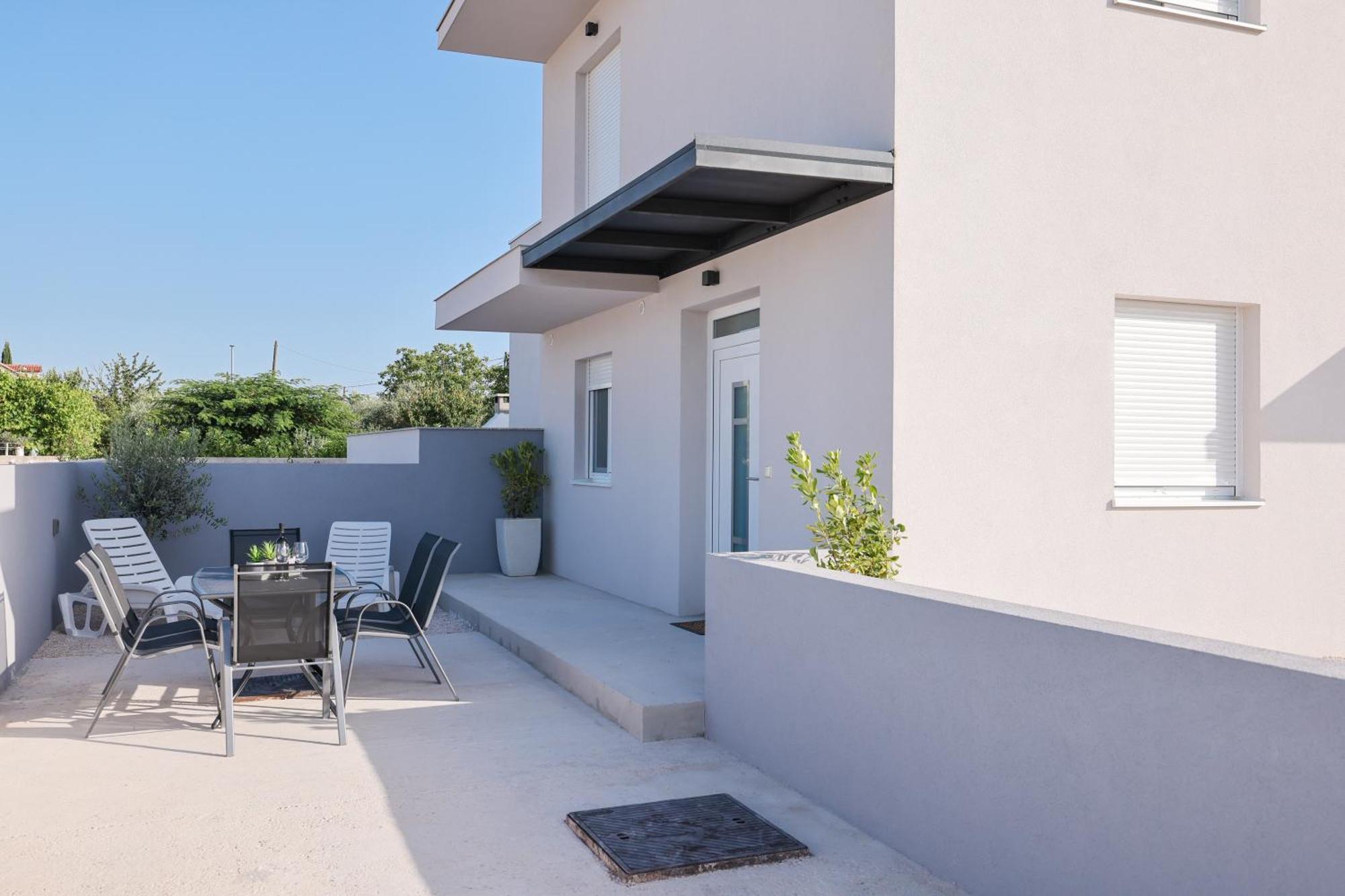 Duo Soles - Apartments With Private Parking Near Zadar Murvica  Екстер'єр фото