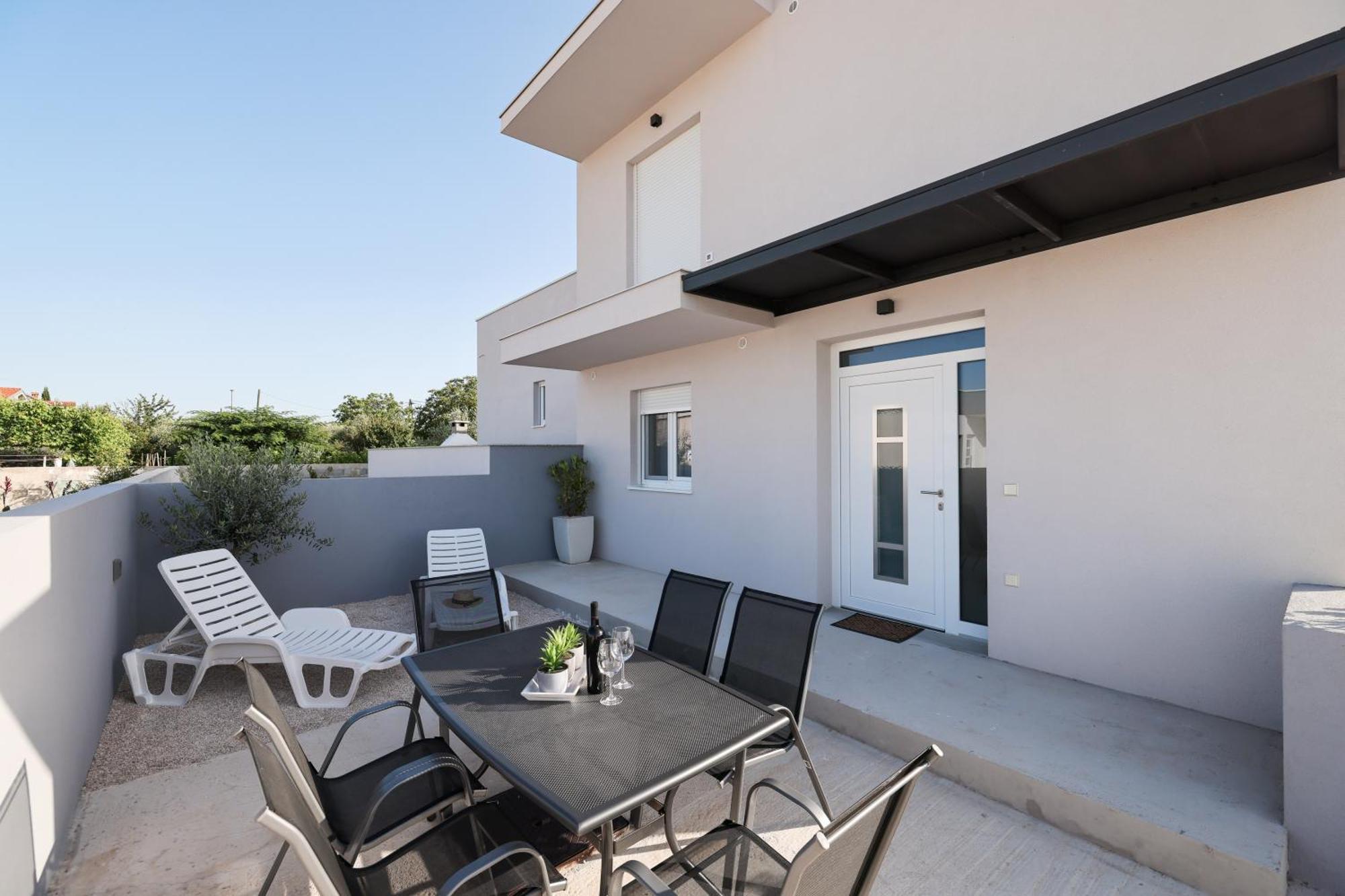 Duo Soles - Apartments With Private Parking Near Zadar Murvica  Екстер'єр фото