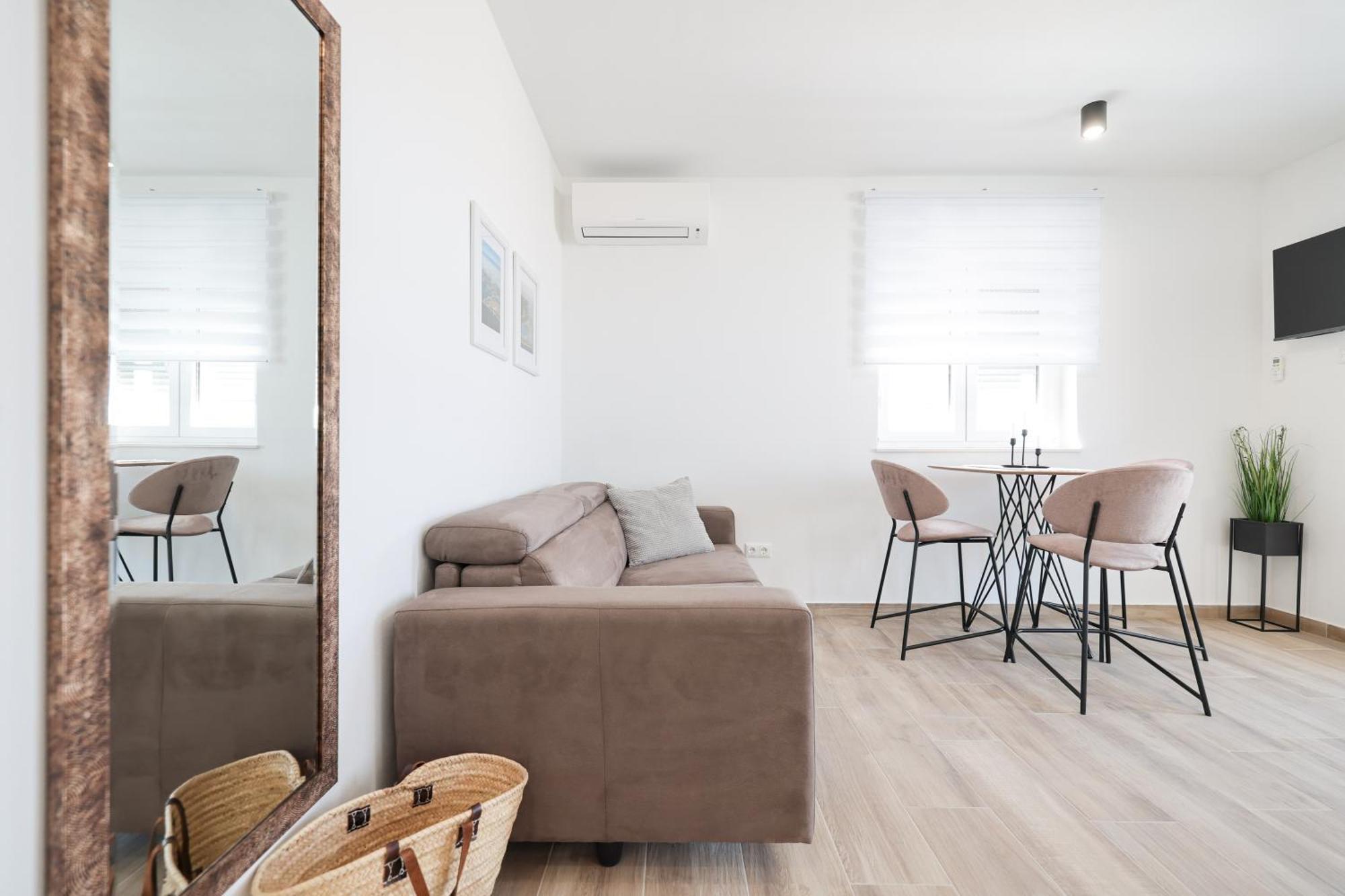 Duo Soles - Apartments With Private Parking Near Zadar Murvica  Екстер'єр фото